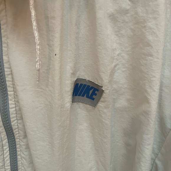 Vintage Nike Grey/White Top/Bottom Tennis Track Suit L - Picture 3 of 9